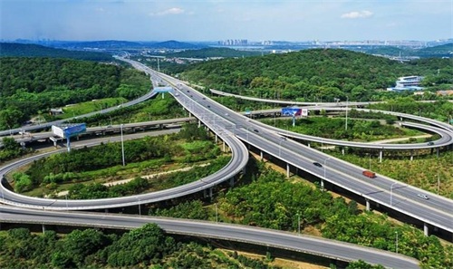 大丰钢筋套筒应用于高速公路